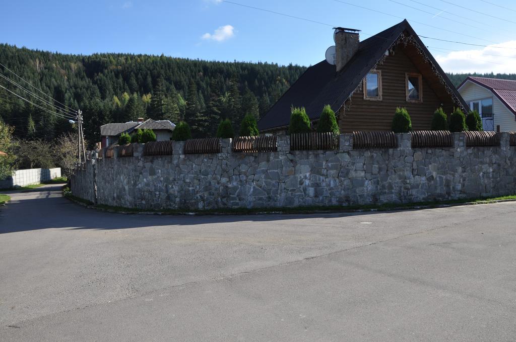 Cottage Smerekovyi Skole Exterior photo